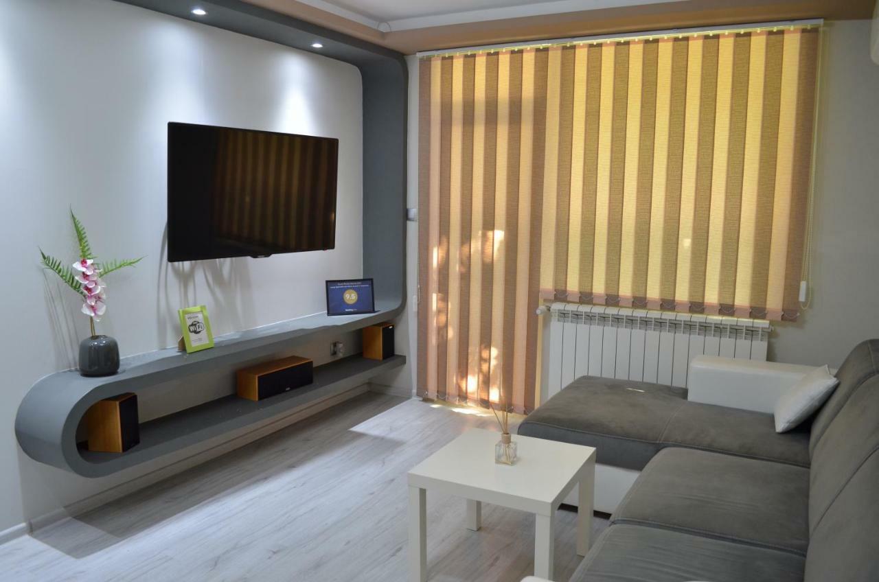 Luxury Apartment Near Varna, Located In Targovishte Exteriör bild
